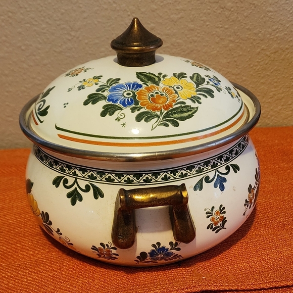 Vintage Germany ASTA 1851 Floral Metal Enamel Lid HANDLES BENIFITS CHARITY - Picture 2 of 9